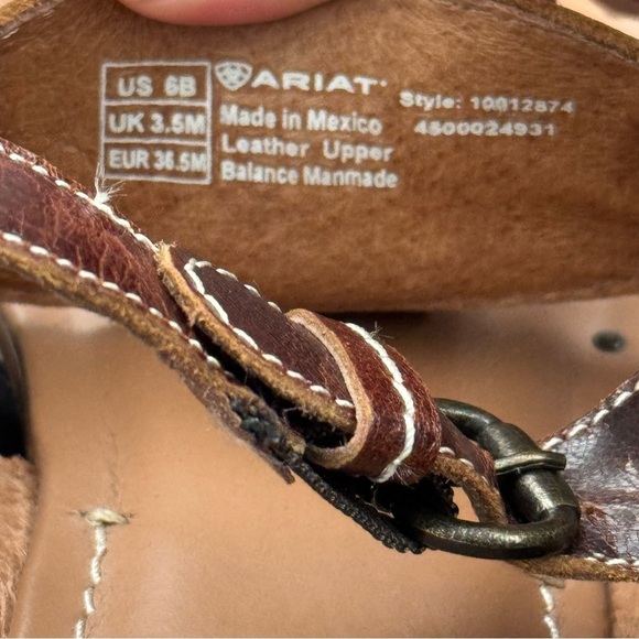 Ariat Brown Leather Thong Sandals Sz 6 Adjustable Studded Boho Festival Western - Picture 11 of 12